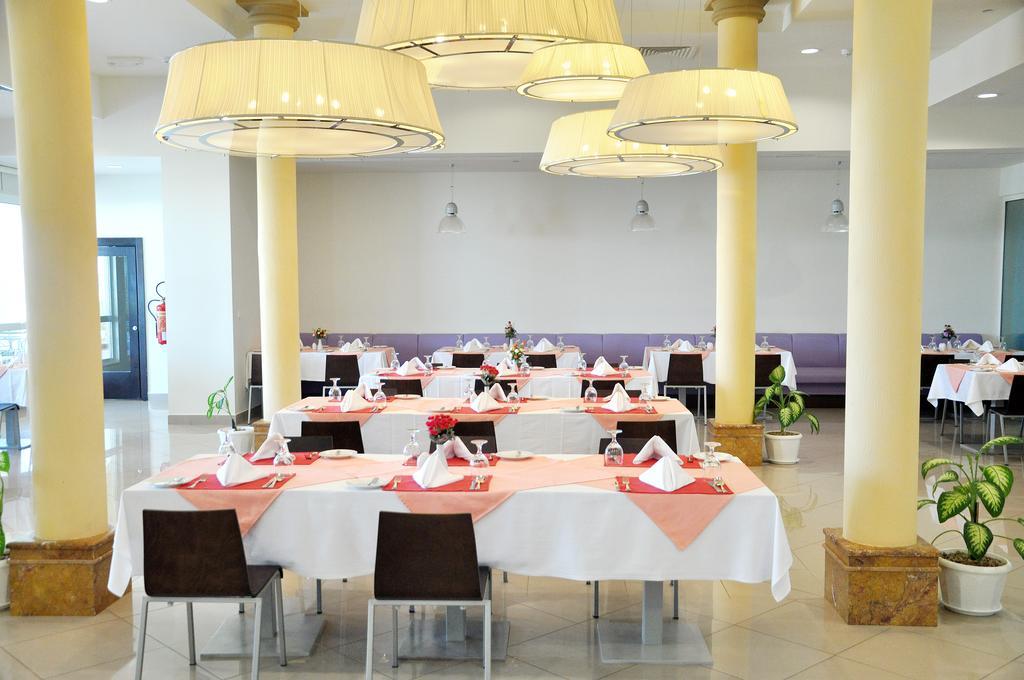 City Hotel Duqm Hotel 3*